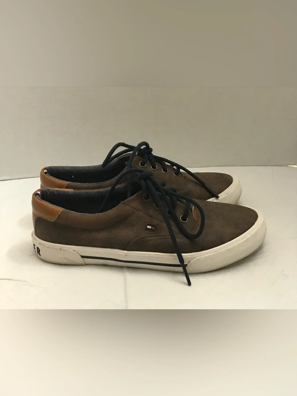 Tommy Hilfiger Men's Brown Sneakers